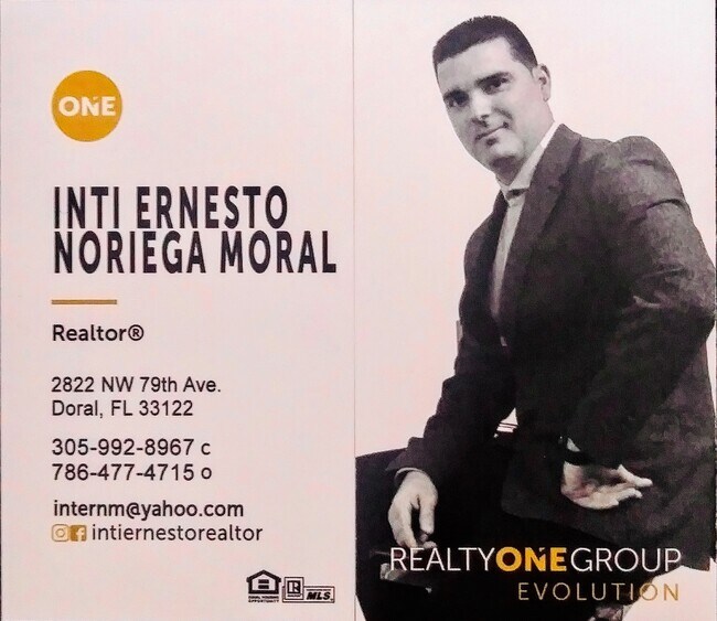 Building Photo - 9686 Fontainebleau Blvd