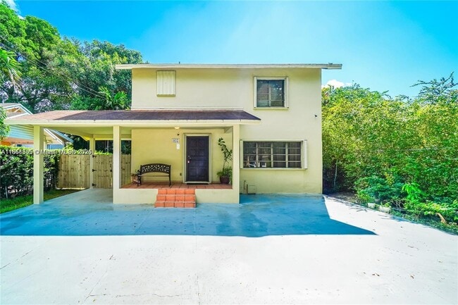Primary Photo - 927 SW 15th Ave