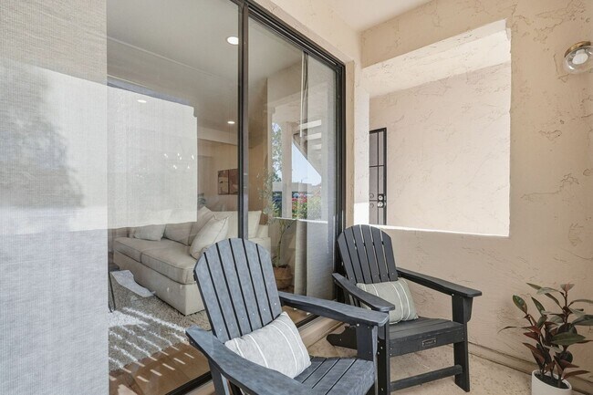 Building Photo - First-Floor 2-Bedroom Condo | The Racquet Club – Scottsdale