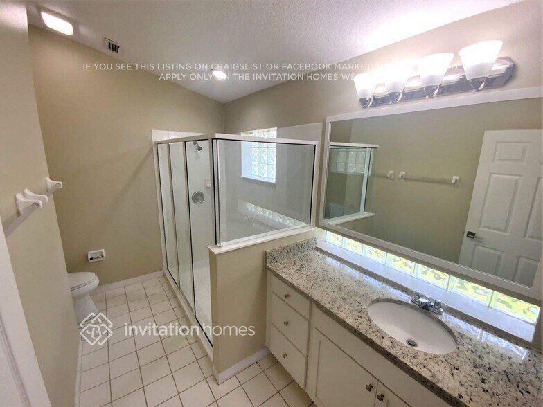 Building Photo - 2521 Ventura Cir