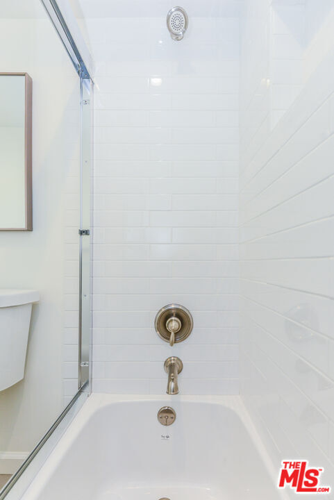 Building Photo - 1855 Euclid St