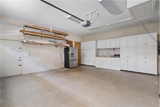 Building Photo - 7480 150th Ct N