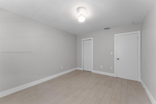 Building Photo - 10830 SW 72nd St