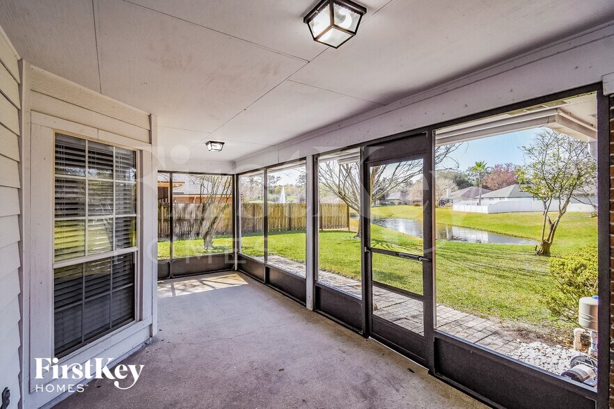 Building Photo - 4630 Pebble Brook Dr
