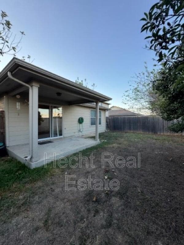 Building Photo - 12309 Drummond Dr