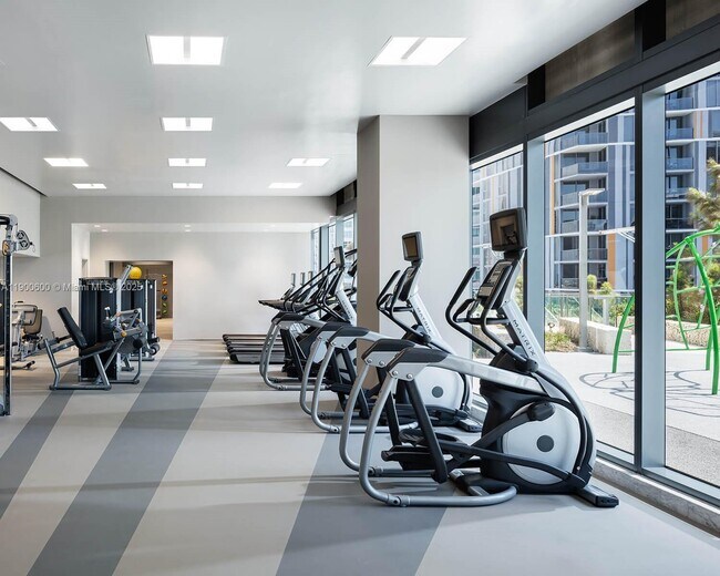 Building Photo - 68 SE 6th St