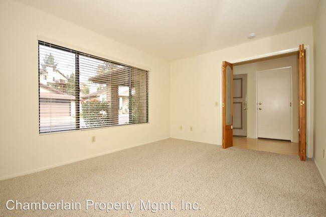 Building Photo - 1673 Madrone Gln