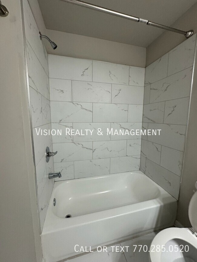 Building Photo - 8330 Triple Crown Dr