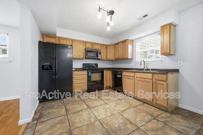 Building Photo - 3228 Dunnbury Ct