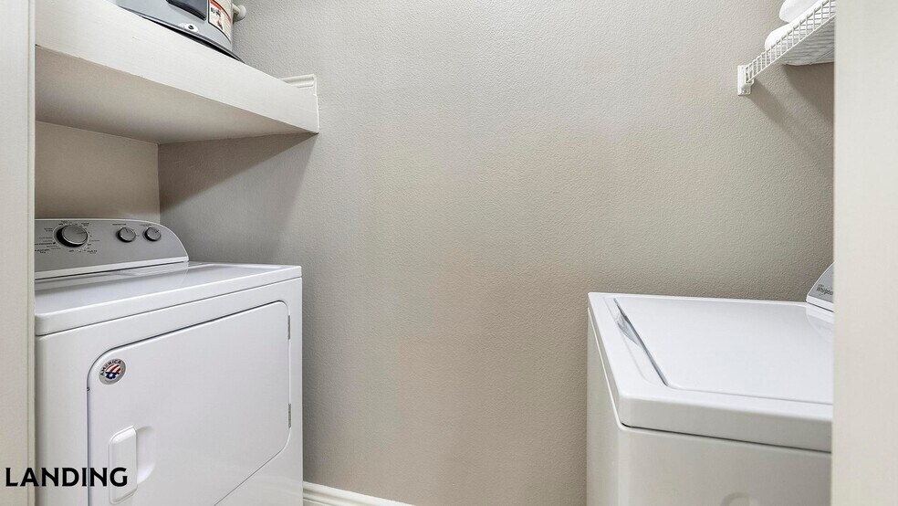 Building Photo - 15777 Quorum Dr