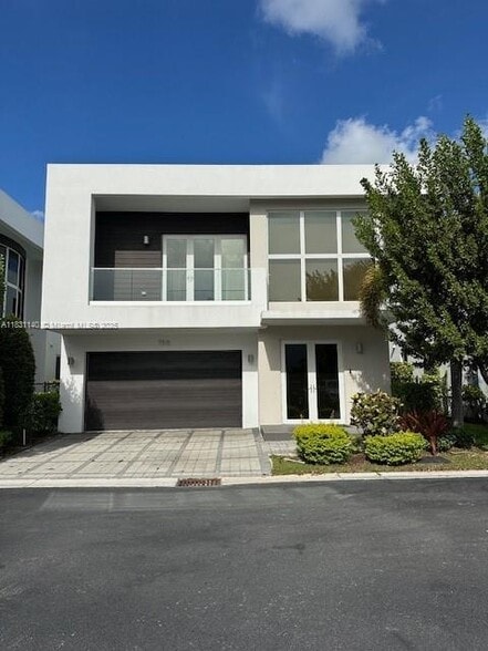 Primary Photo - 7515 NW 97th Ct