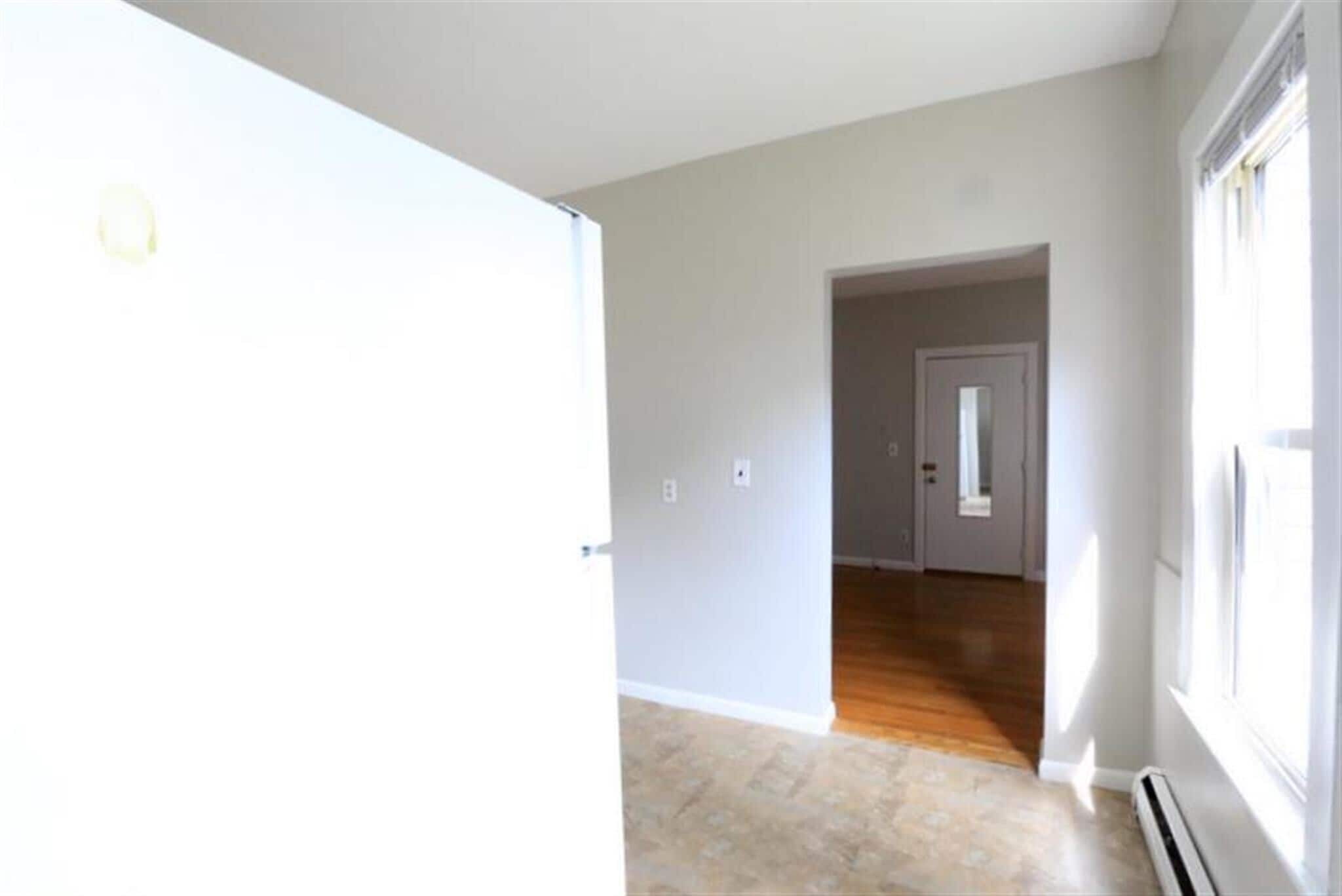 Building Photo - 5 Elmer St