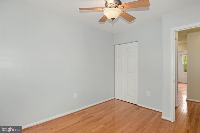 Building Photo - 1467 Chatham Ct