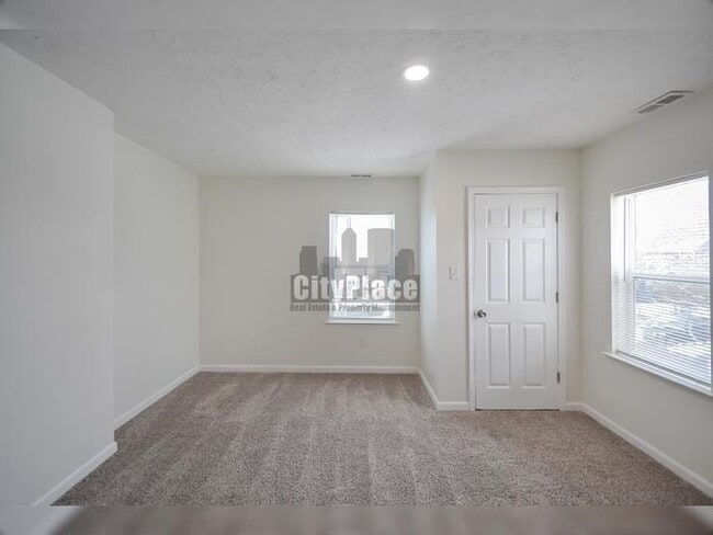 Building Photo - 2625 Guilford Ave