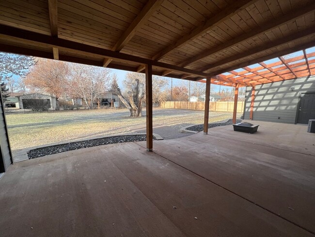 Primary Photo - Beautiful newly remodeled home