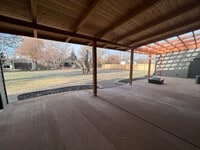 Building Photo - Beautiful newly remodeled home