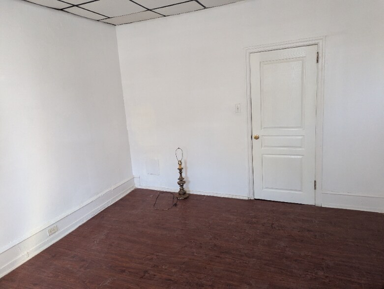 Building Photo - 1492 Princess Ave