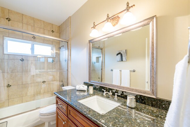 Building Photo - 1805 Speyer Ln