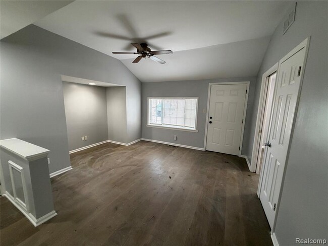 Building Photo - 19445 Inkster Rd