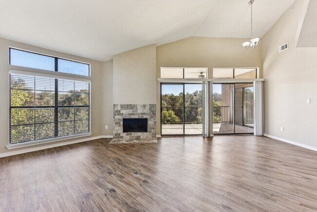 Floorplan - Waters Edge Apartment Homes