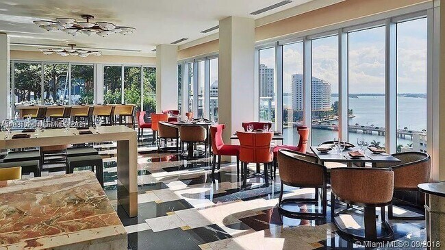 Building Photo - 495 Brickell Ave