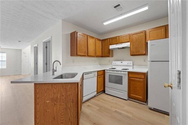 Building Photo - 1330 Labonte Pkwy