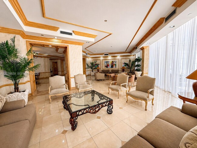 Building Photo - 8855 Collins Ave