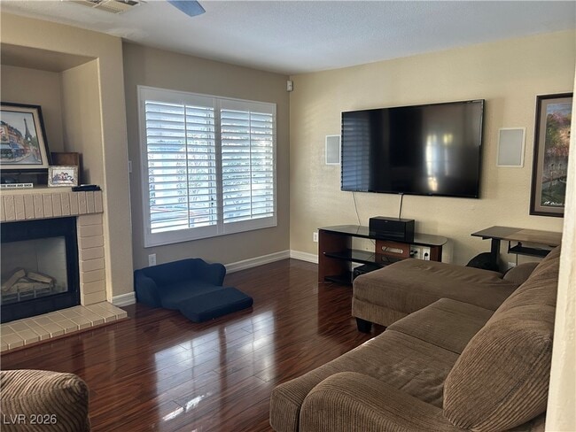 Building Photo - 8696 Ivy Glen Cir