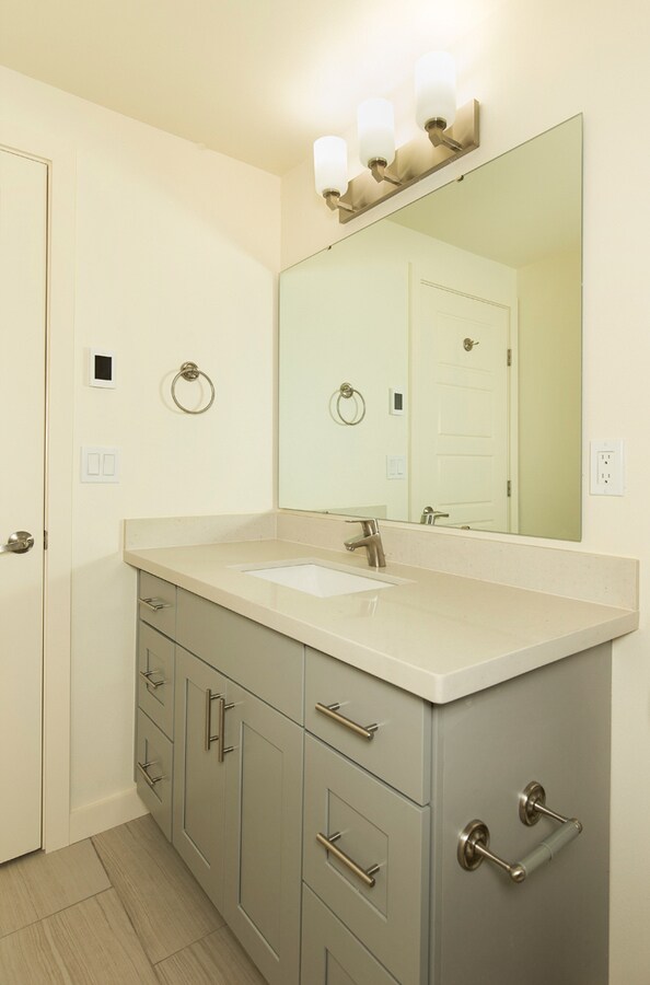 Building Photo - 2237 NW 59th-2