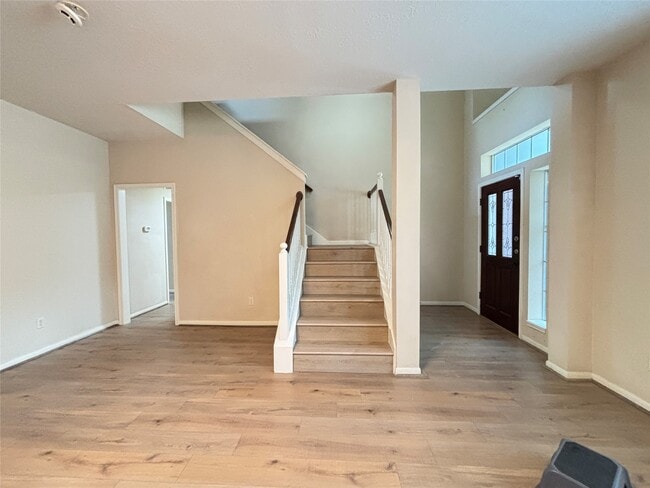 Building Photo - 3418 Shadowfern Dr