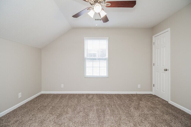 Building Photo - 5082 Cornelius Dr