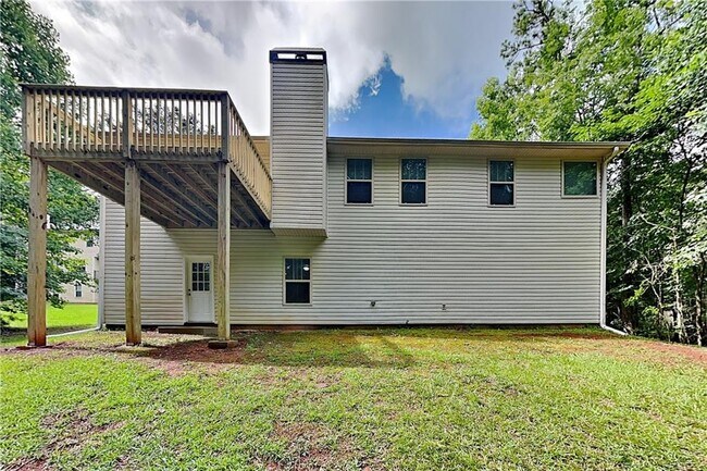 Building Photo - 183 Meadow Point