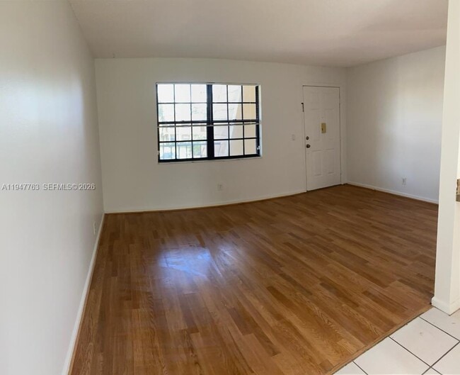 Building Photo - 4171 Oak Terrace Dr