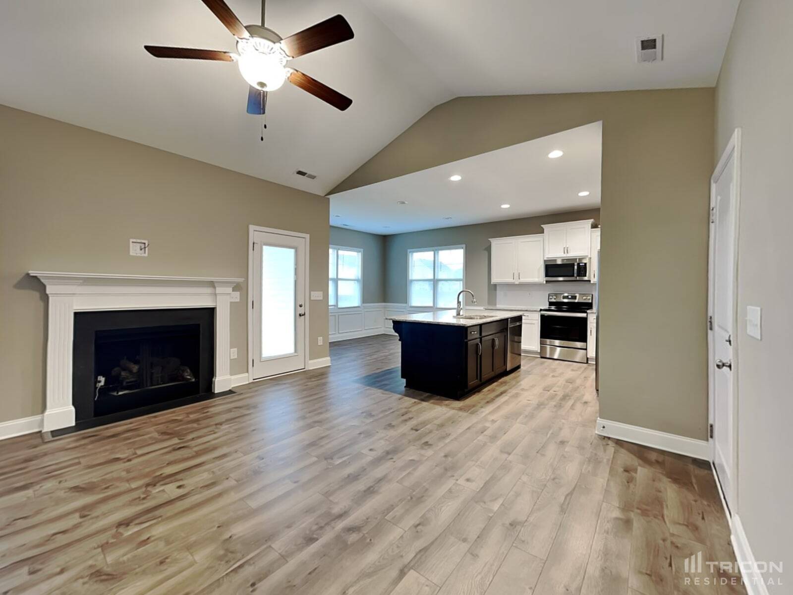 Building Photo - 135 Carissa Dr
