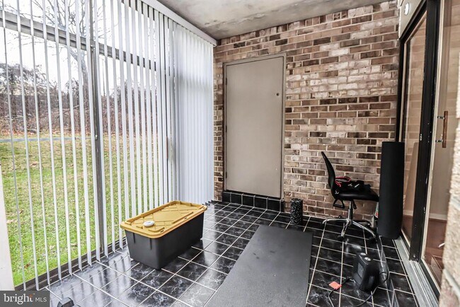 Building Photo - 5478 Cedar Ln