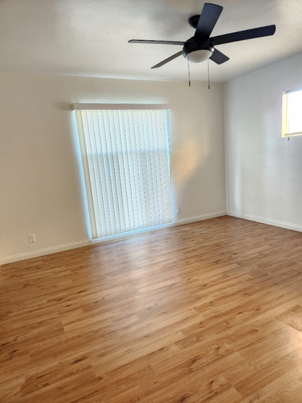Building Photo - 17620 Burbank Blvd