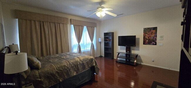 Building Photo - 6435 W Buckskin Trail