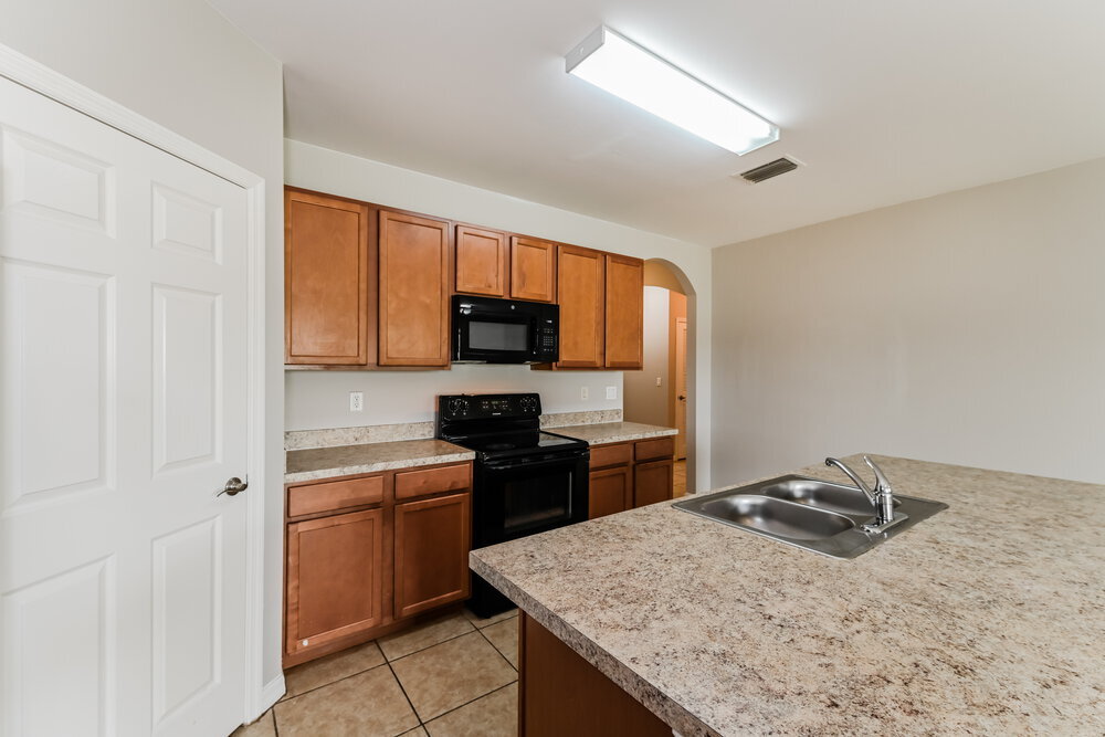 Building Photo - 25 SW 19th Terrace