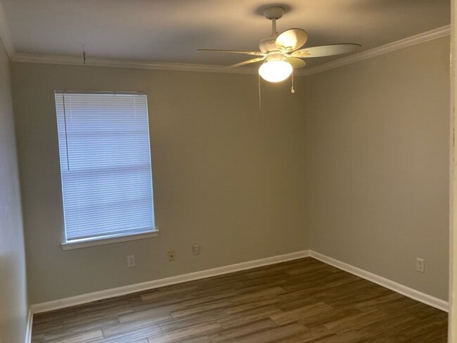 Building Photo - Single Family 3 bed 2 bath Home for Rent