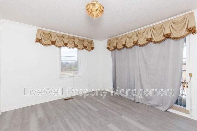 Building Photo - 1213 Lafayette St