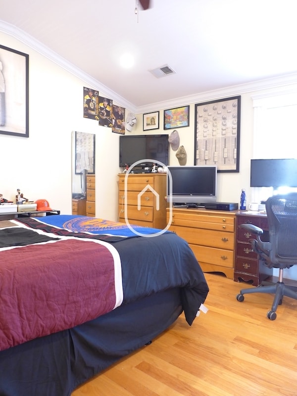 Building Photo - 117 Nonantum St