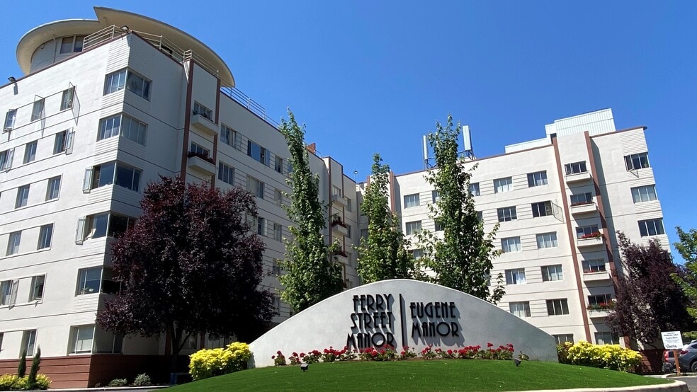 Primary Photo - Eugene Manor Apartments