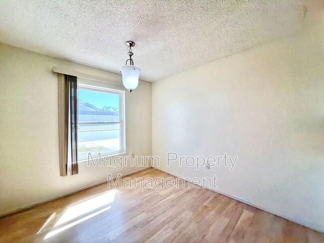 Building Photo - 27961 Winged Foot Dr