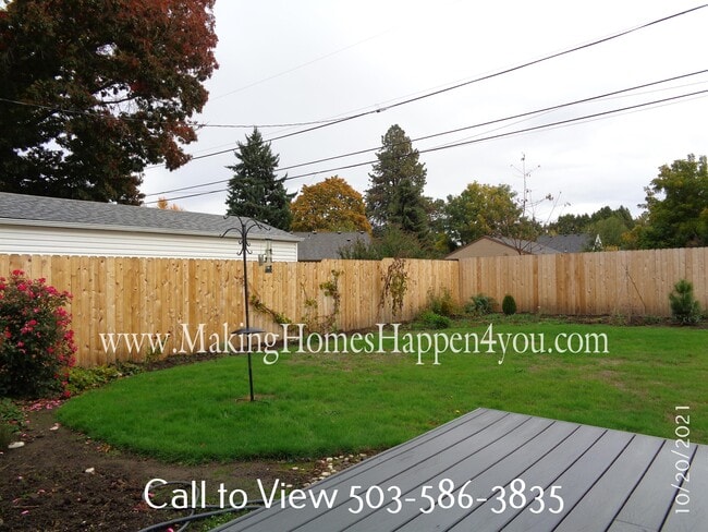 Building Photo - 1830 24th St NE