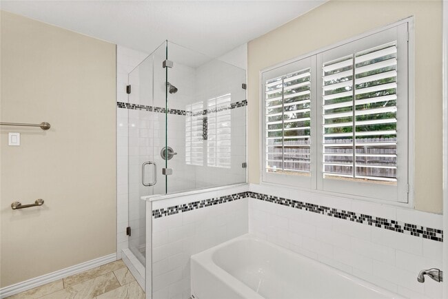 Building Photo - 3422 Keygate Dr