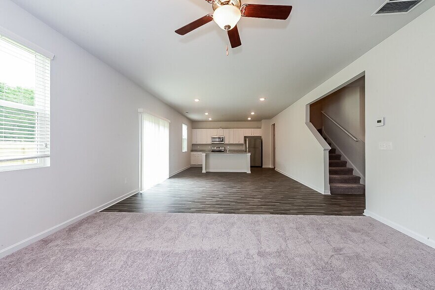 Building Photo - 299 Hamilton Pointe Dr
