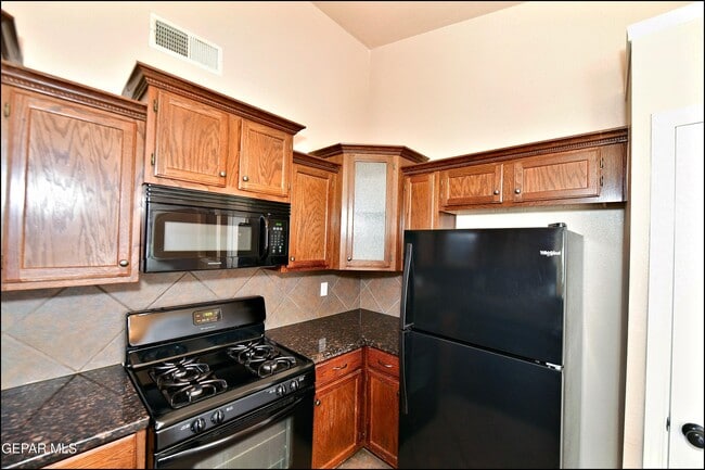 Building Photo - 12976 Enrique Gomez Dr