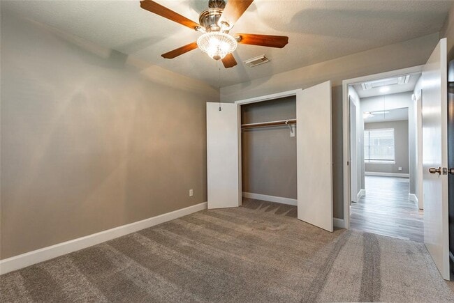 Building Photo - 1437 26th Ave N
