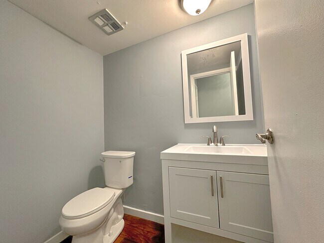 Building Photo - 5573 Court F