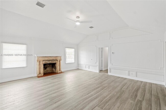 Building Photo - 113 NW 57th St